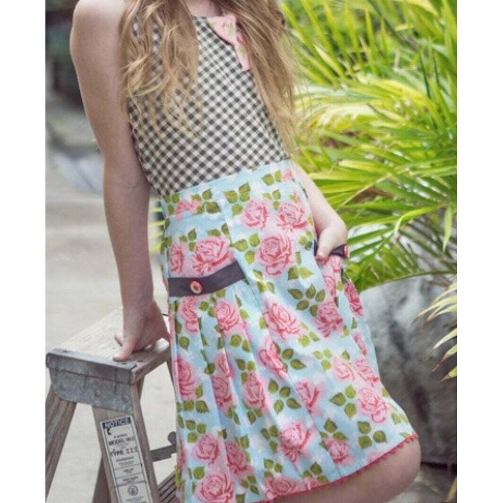 NWT Matilda Jane Serendipity Salt Water Taffy skirt size 6 Ships Today
